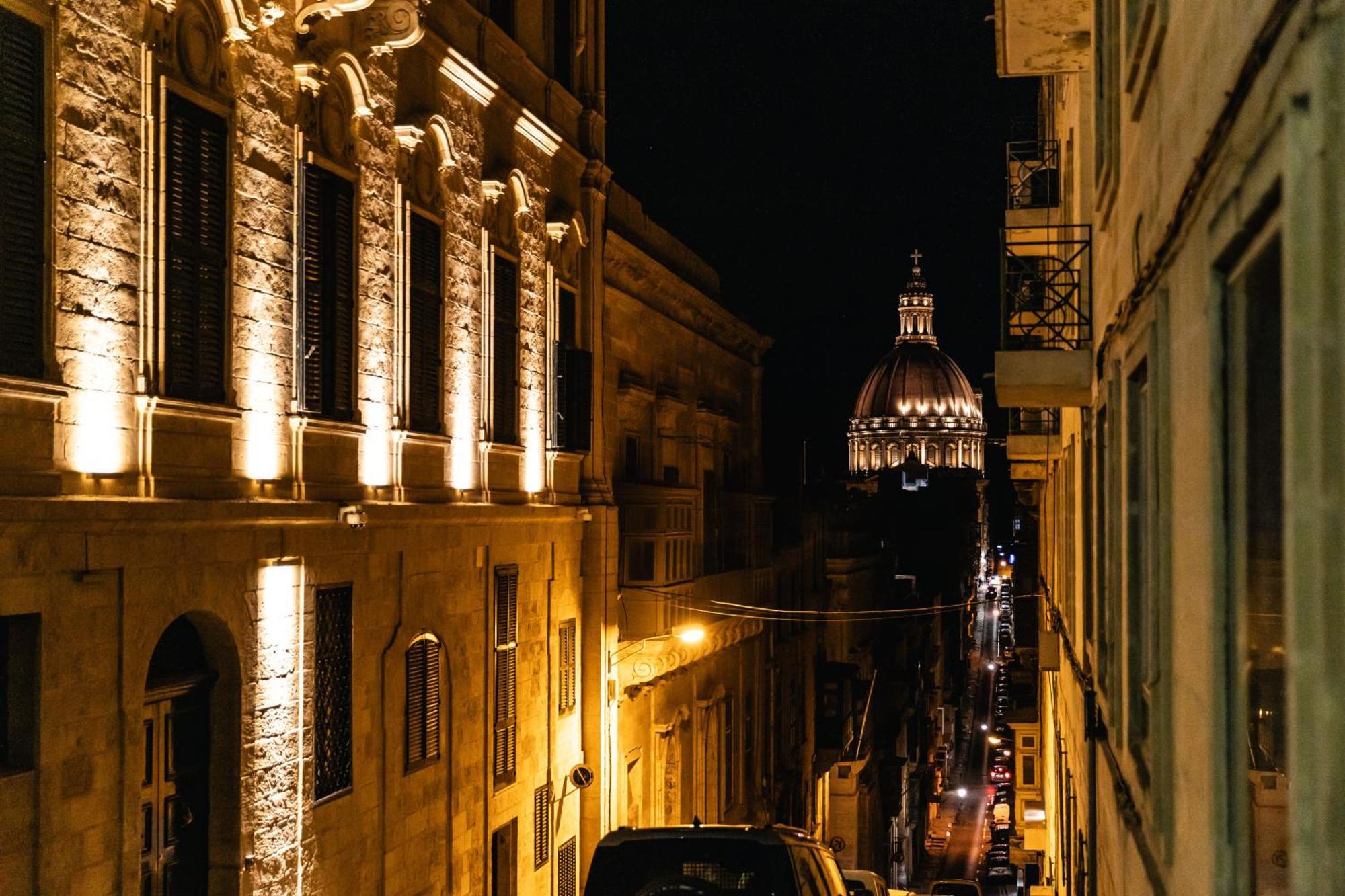 Valletta Waterfront 2 Beds Flat By Arcobnb Il-Furjana Exterior photo