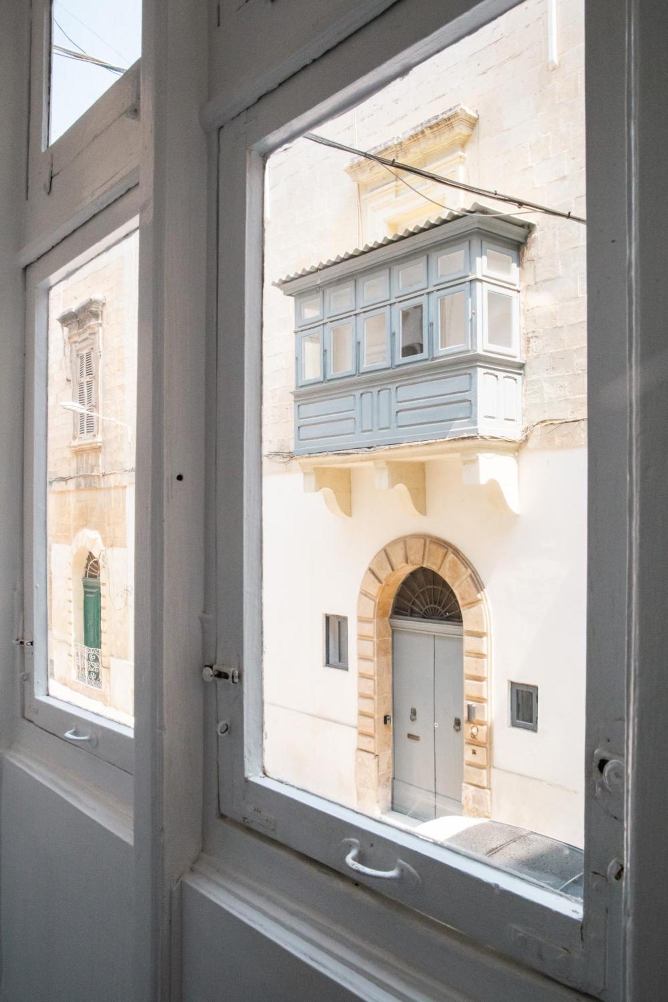 Valletta Waterfront 2 Beds Flat By Arcobnb Il-Furjana Exterior photo