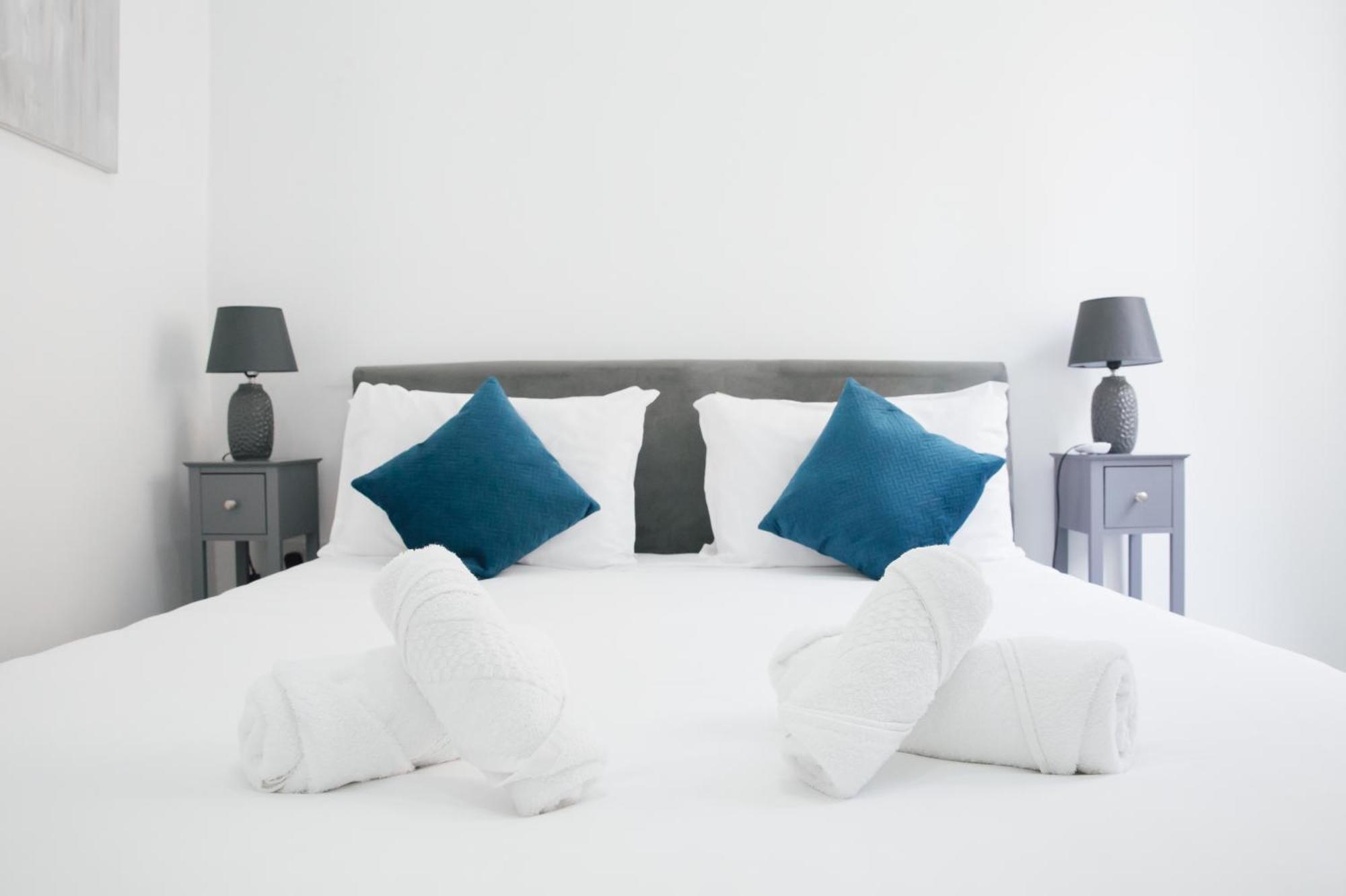 Valletta Waterfront 2 Beds Flat By Arcobnb Il-Furjana Exterior photo