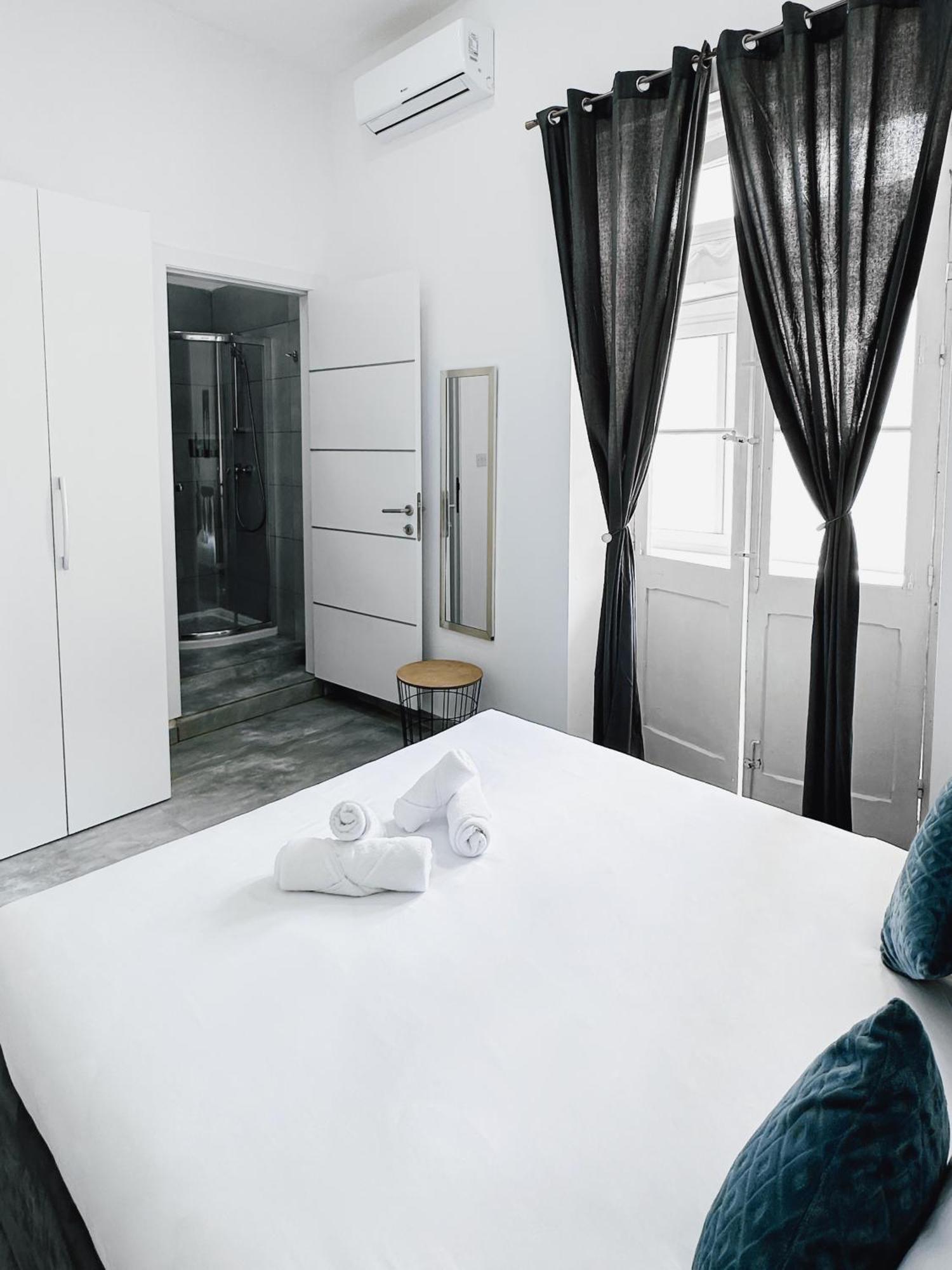 Valletta Waterfront 2 Beds Flat By Arcobnb Il-Furjana Exterior photo