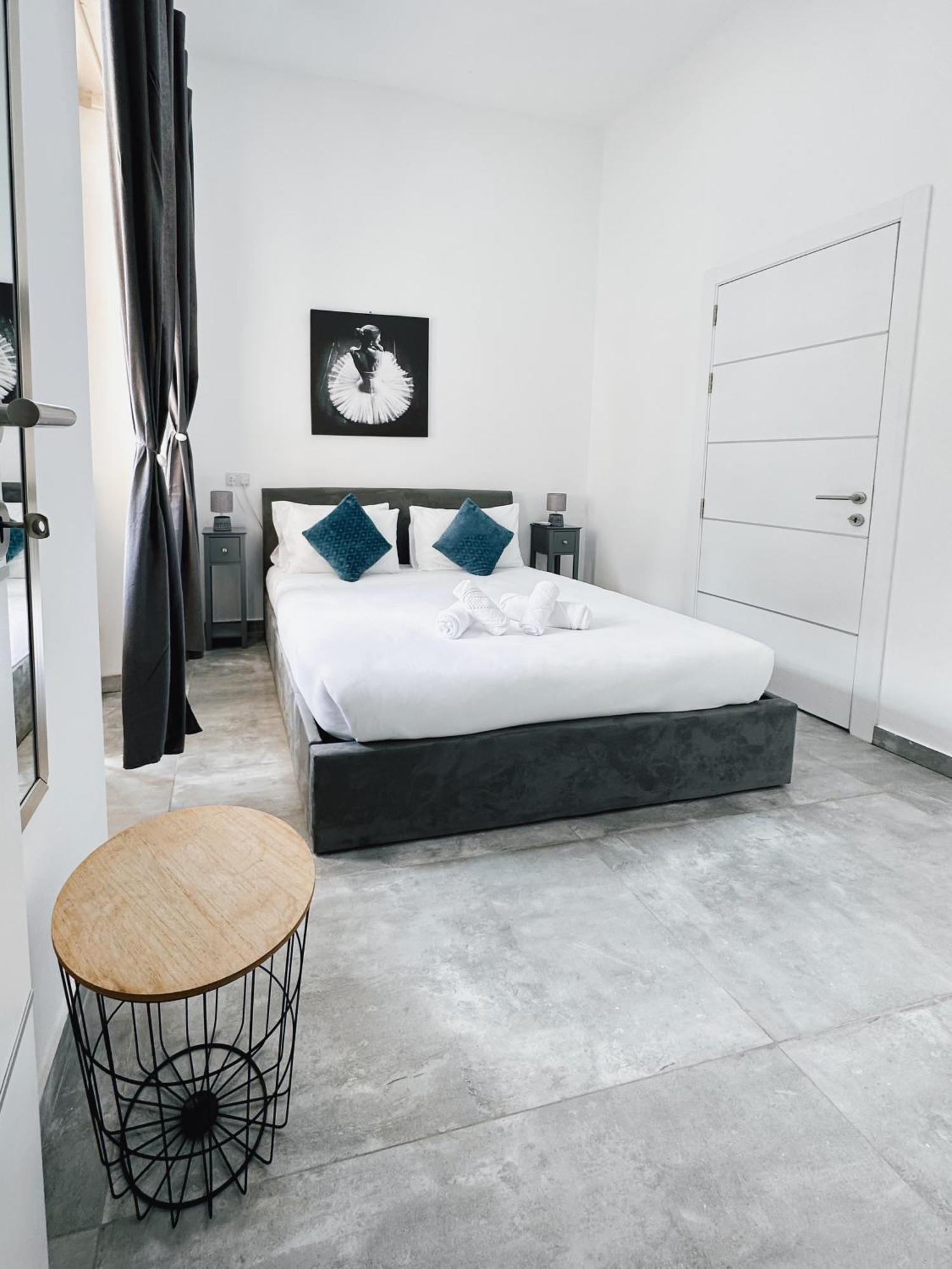 Valletta Waterfront 2 Beds Flat By Arcobnb Il-Furjana Exterior photo