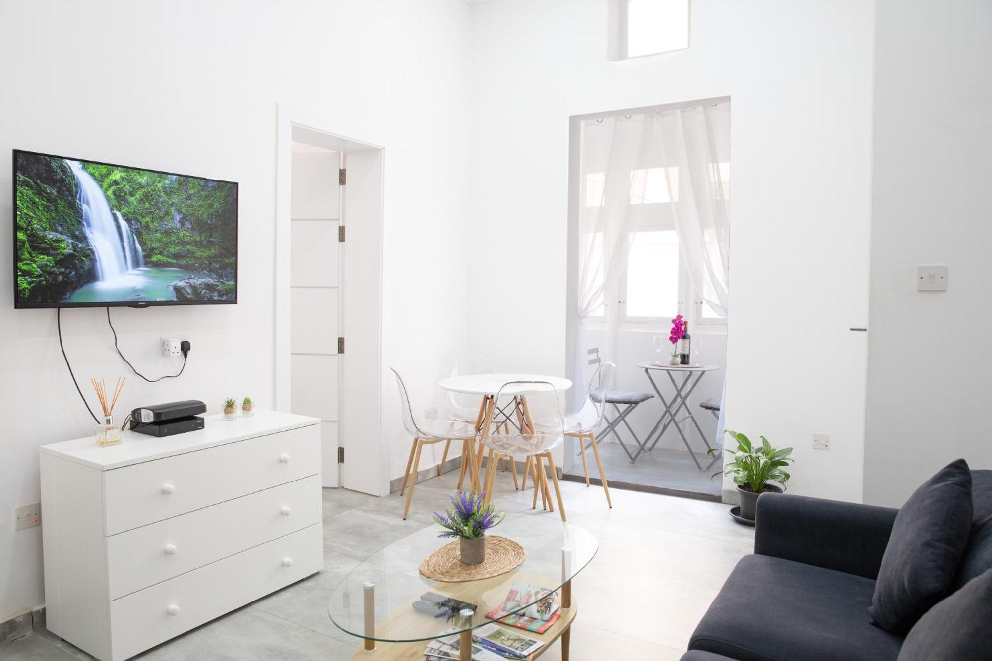 Valletta Waterfront 2 Beds Flat By Arcobnb Il-Furjana Exterior photo